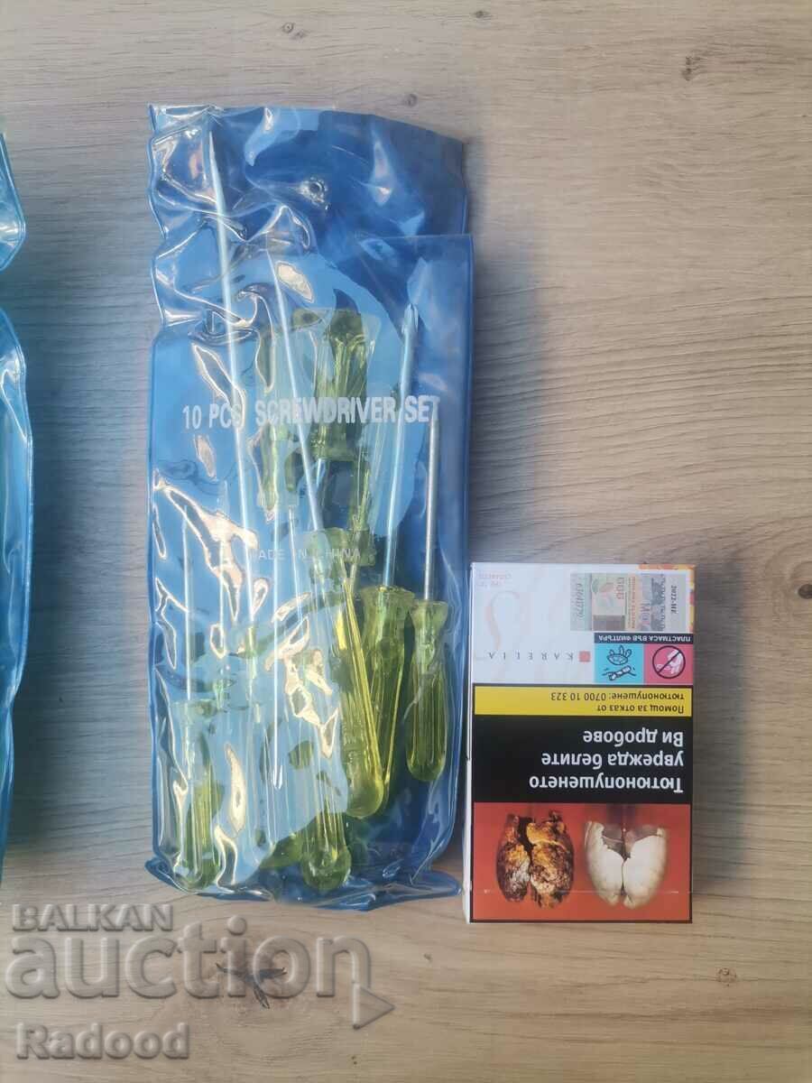 Livrarea Şurubelnițe, 1 set de 10 bucăți