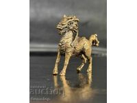 БЗЦ!32 гр стилизирана бронзова фигура дракон куилин от 1ст!