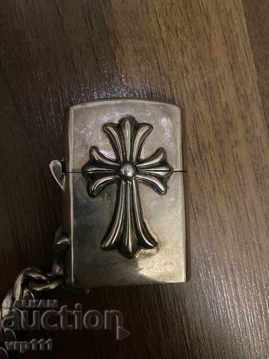 Brichetă Zippo Chrome Hearts, Argint Sterling 2000 cu preț € 1500.00 | 2933.76 BGN