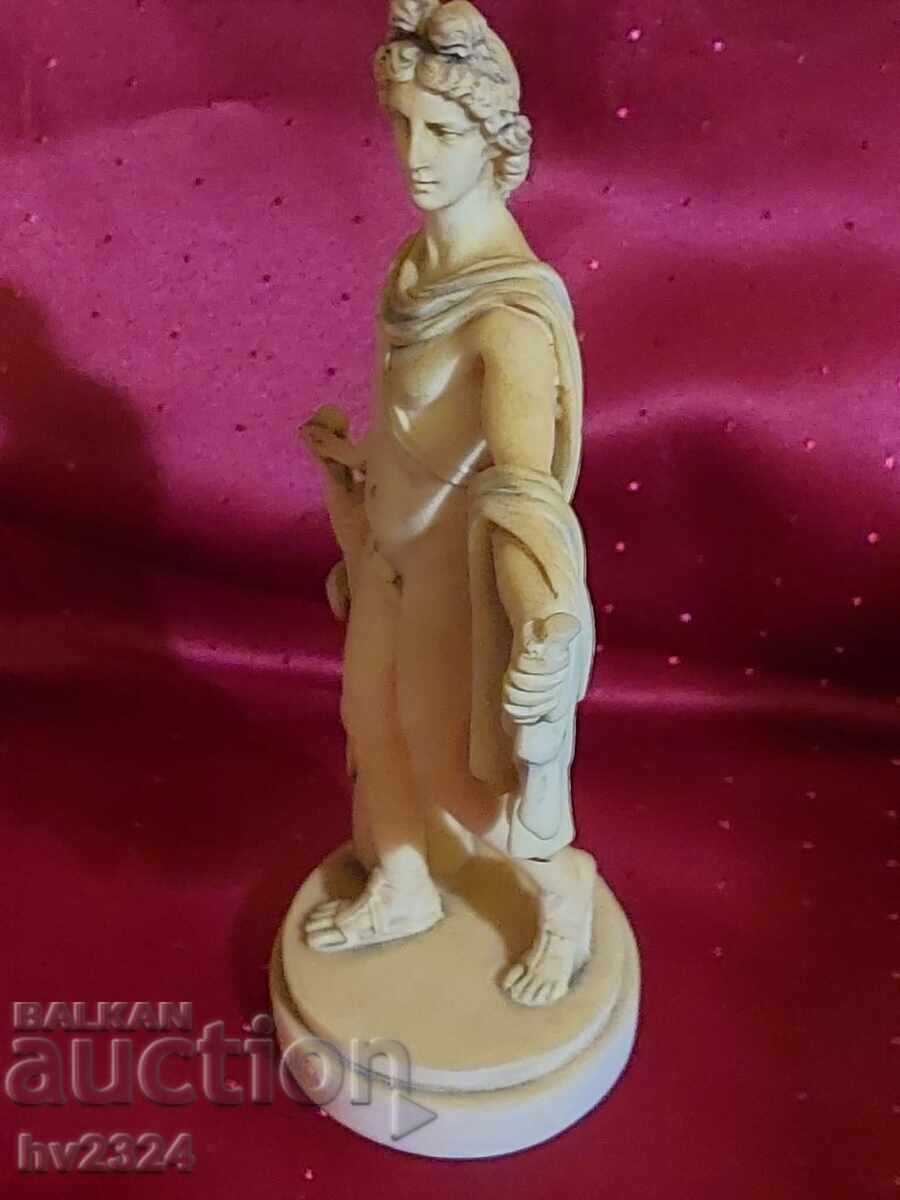 Άγαλμα του Απόλλωνα από αλάβαστρο με τιμή € 80.00 | 156.47 BGN