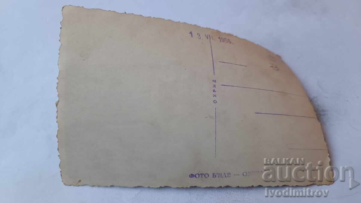 Φωτογραφία Οχρίδα Γυναίκες και παιδιά στη λίμνη Οχρίδα 1956 με τιμή € 1.43 | 2.80 BGN