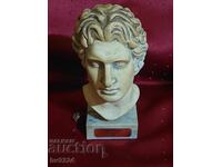 Προτομή-γλυπτό από αλάβαστρο, Μέγας Αλέξανδρος