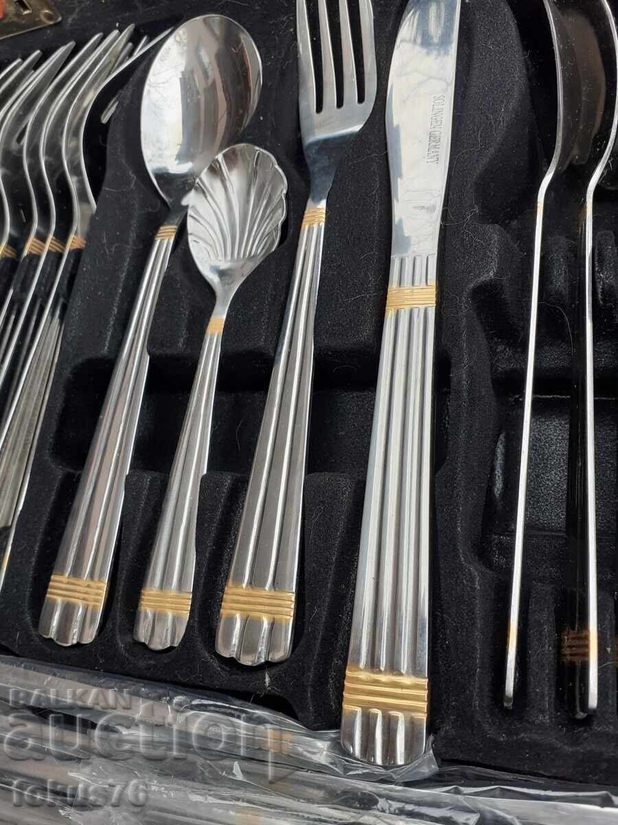 Set de tacâmuri de lux Solingen Germania 71 piese în valiză cu preț € 290.00 | 567.19 BGN