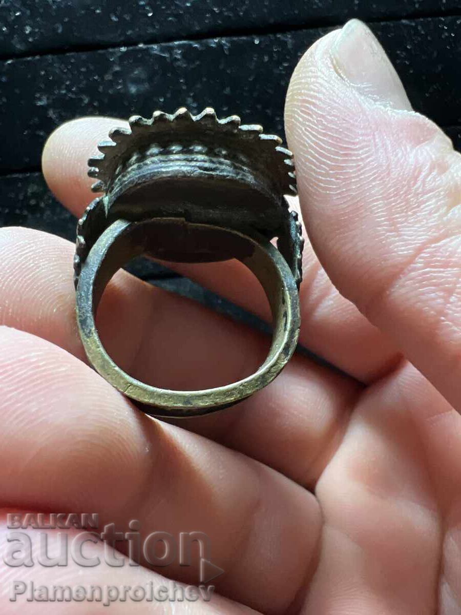 Παράδοση ΤΕΡΑΣΤΙΟ ΜΟΝΑΔΙΚΟ ΔΑΧΤΥΛΙΔΙ ΑΝΑΓΕΝΝΗΣΗΣ Παράδοση ΤΕΡΑΣΤΙΟ ΜΟΝΑΔΙΚΟ ΔΑΧΤΥΛΙΔΙ ΑΝΑΓΕΝΝΗΣΗΣ