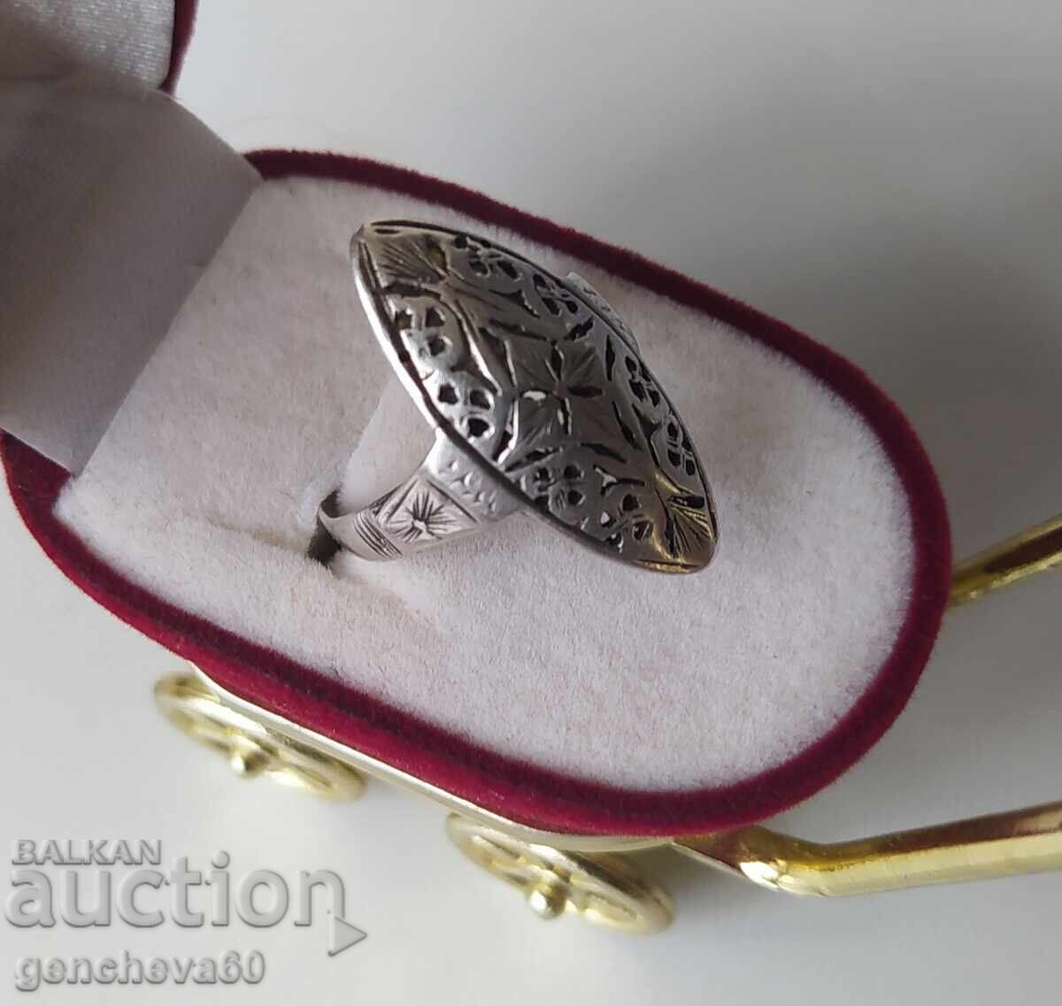 Auction  Antique openwork silver ring / master craftsmanship