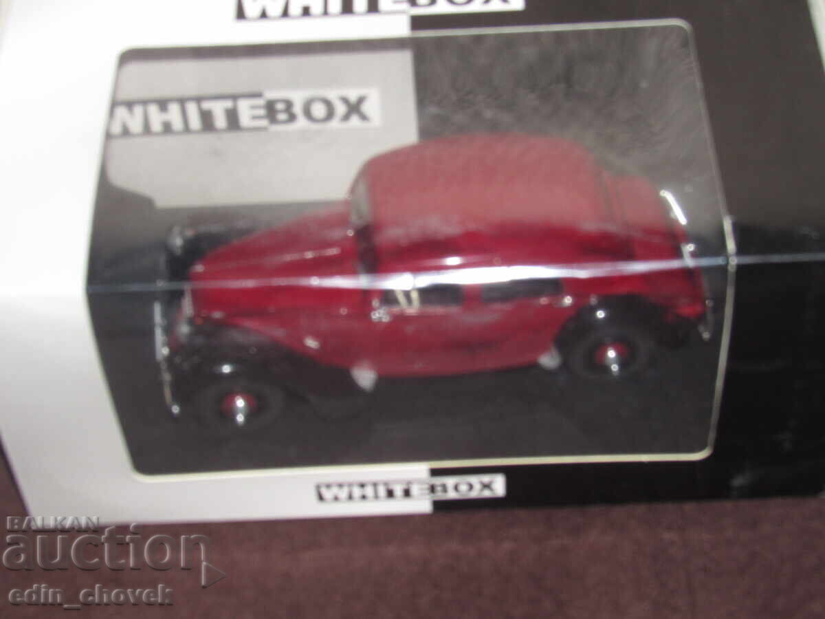 Delivery of 1/24 Metal Collector's Car Whitebox Citroen. New Delivery of 1/24 Metal Collector's Car Whitebox Citroen. New