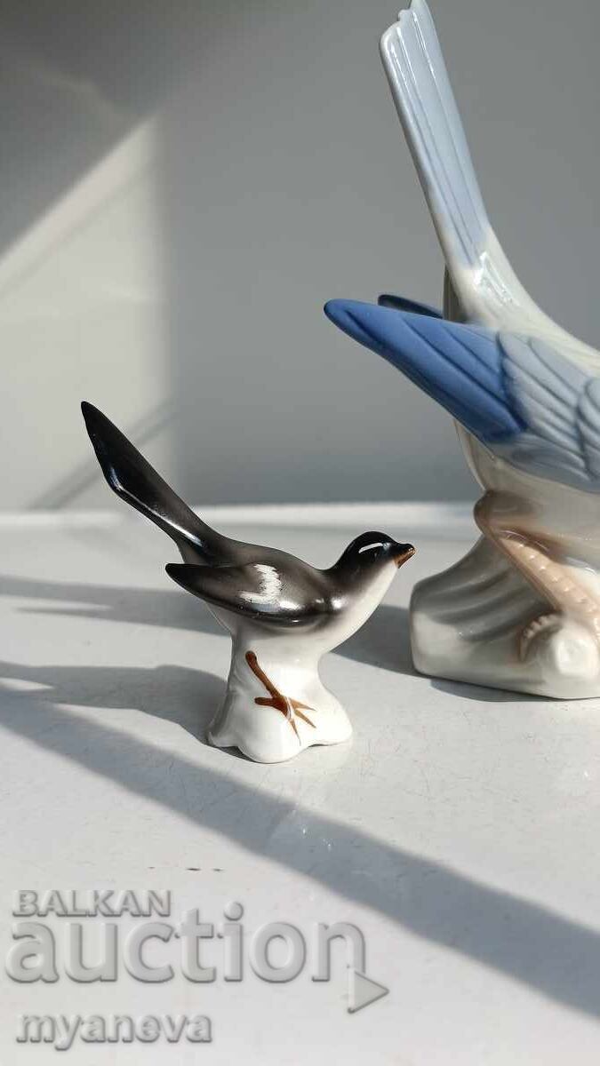 Porcelain, collectible bird figurines - 5