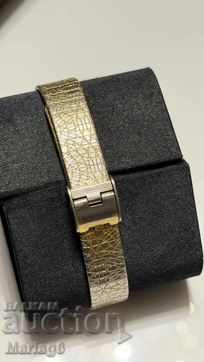 Аукцион Дамски механичен часовник timex  работи