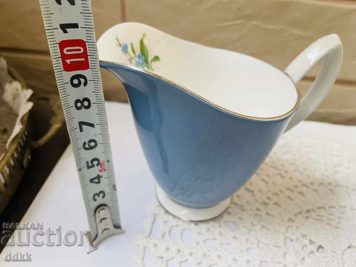 ROYAL ALBERT красив комплект от Англия с цена € 31.00 | 60.63 лв.