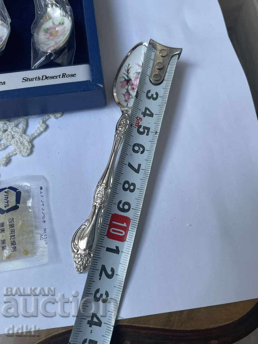 Licitație Linguri argintate frumoase din Japonia cu flori sălbatice