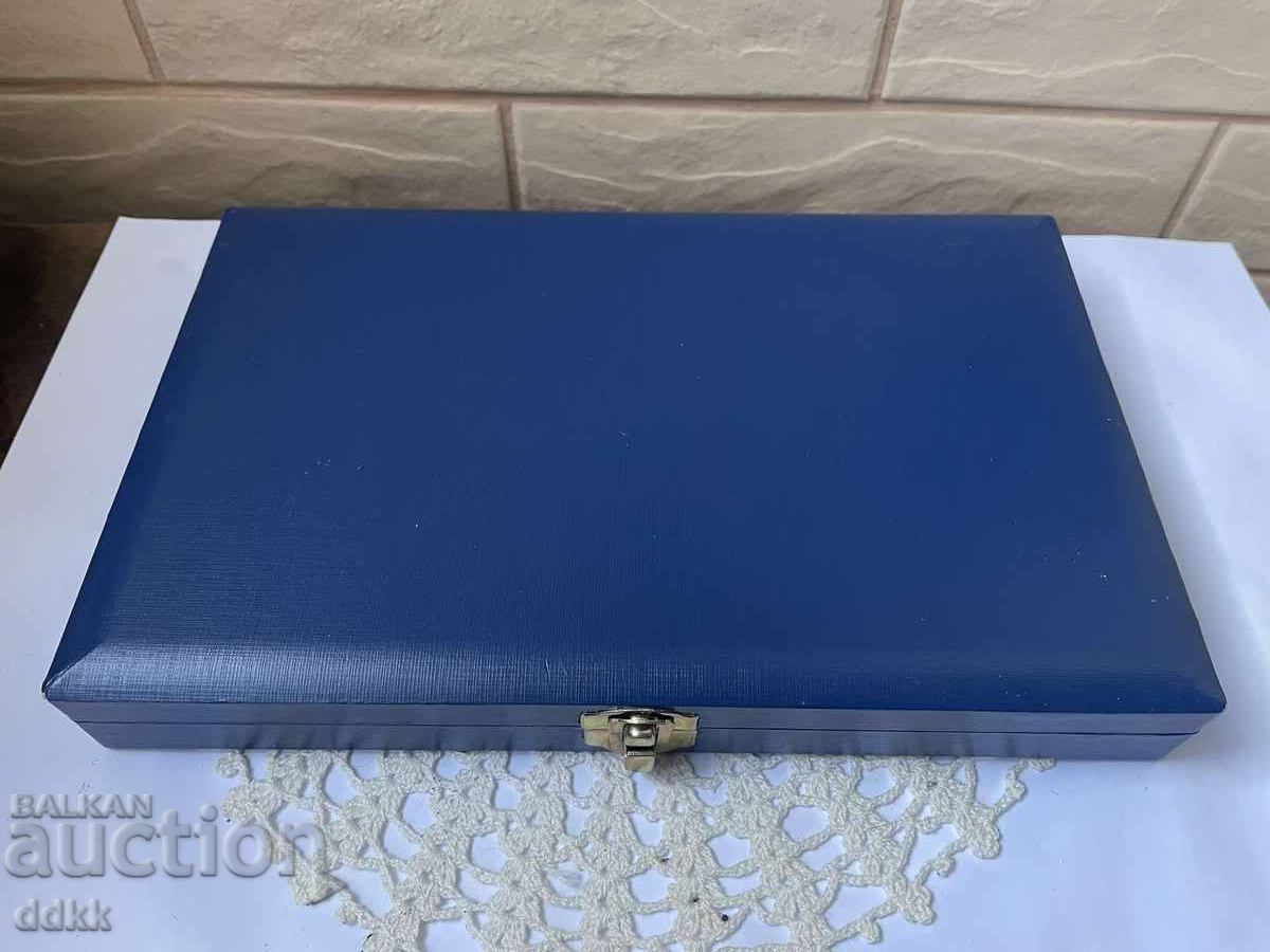 Linguri argintate frumoase din Japonia cu flori sălbatice - 5