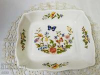 AYNSLEY красива дълбока правоъгълна чиния от Англия