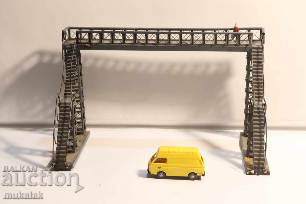 FALLER? KIBRI? VOLLMER? H0 1/87 CLĂDIRE POD VAGON TREN CALE FERATĂ