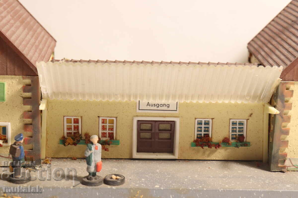 Delivery of FALLER? KIBRI? VOLLMER? H0 1/87 BUILDING HOUSE WAGON TRAIN RAILWAY