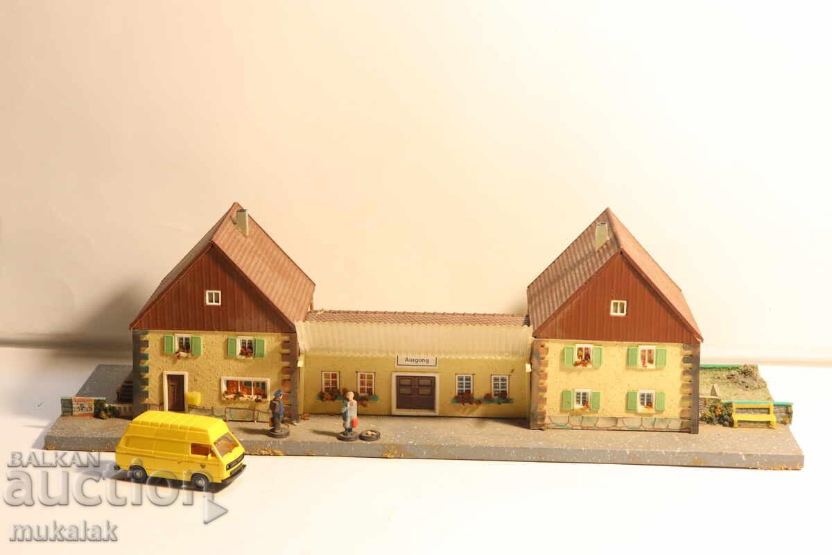 FALLER? KIBRI? VOLLMER? H0 1/87 BUILDING HOUSE WAGON TRAIN RAILWAY