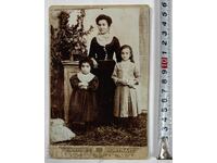 Fotografie de familie veche din secolul al XIX-lea, carton, principat