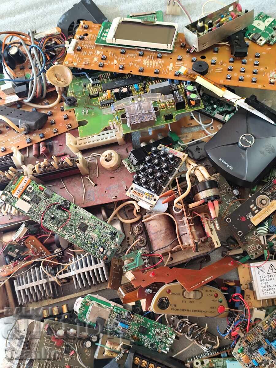 Delivery of Electronic scrap - 4,700 kg