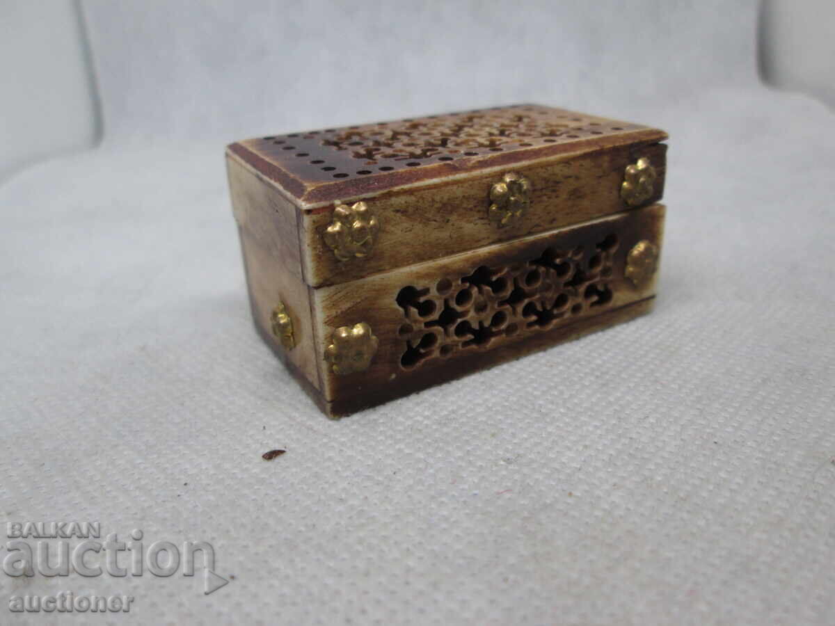 Κουτί για κοσμήματα από κέρατο