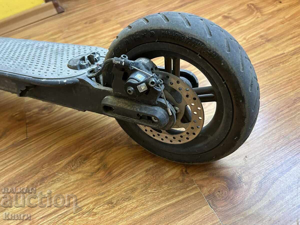 Licitație Trotinetă electrică Xiaomi