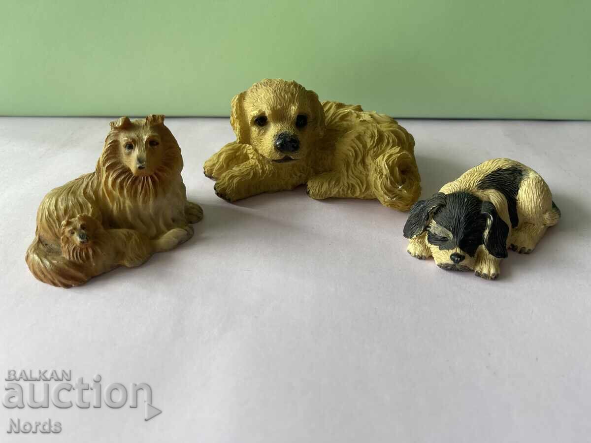 Лот фигурки кученца