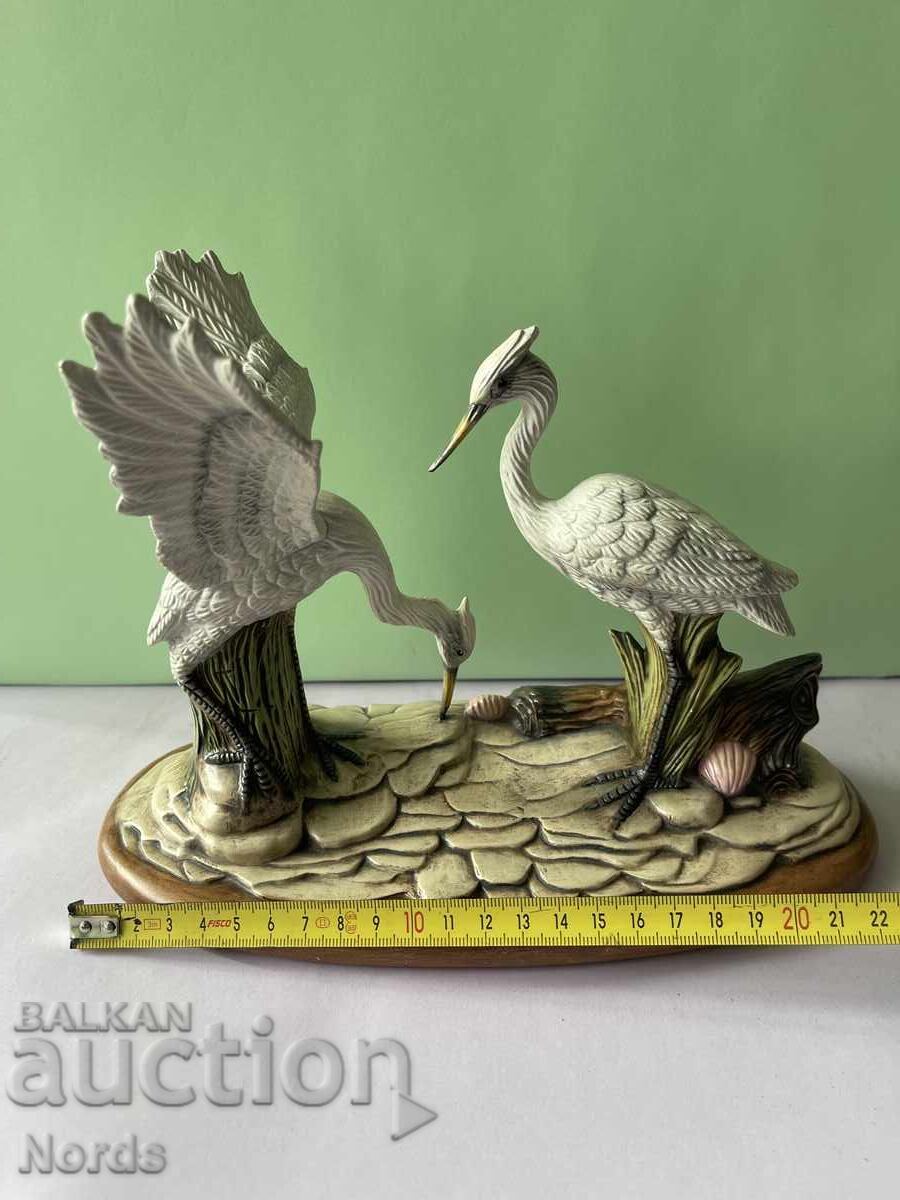 Δημοπρασία Όμορφο ειδώλιο με σημάδια