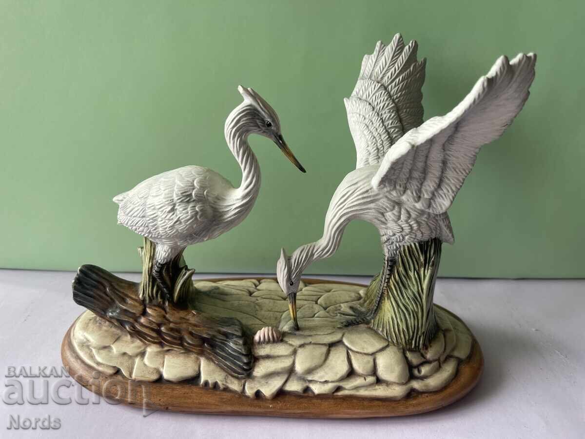 Όμορφο ειδώλιο με σημάδια