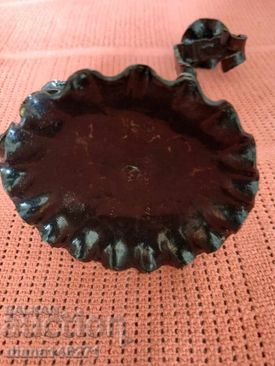 Παράδοση Κηροπήγιο από σφυρήλατο σίδερο