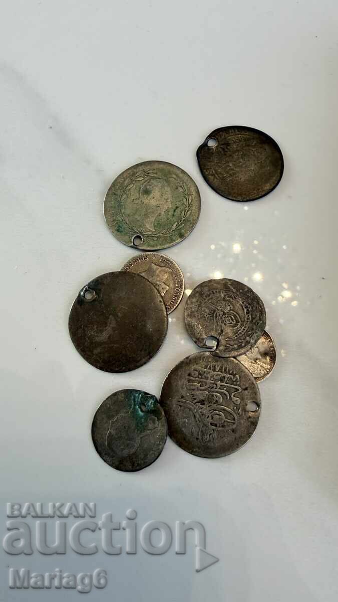 22,33 грама сребърни монети с цена € 23.04 | 45.06 лв.