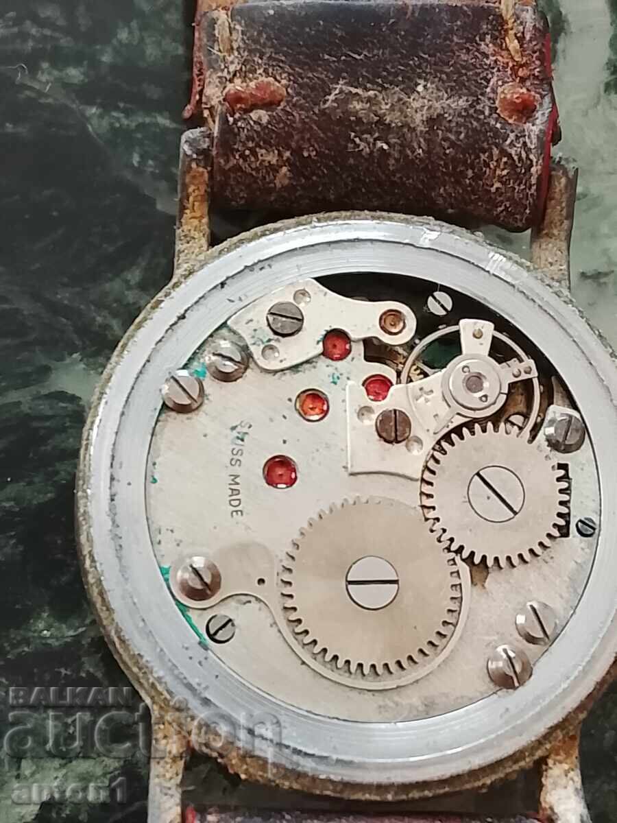 Παλιό ρολόι με τιμή € 25.00 | 48.90 BGN