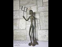 Veche statuetă de bronz a zeului Poseidon