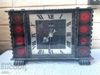 Frumos ceas din fier forjat