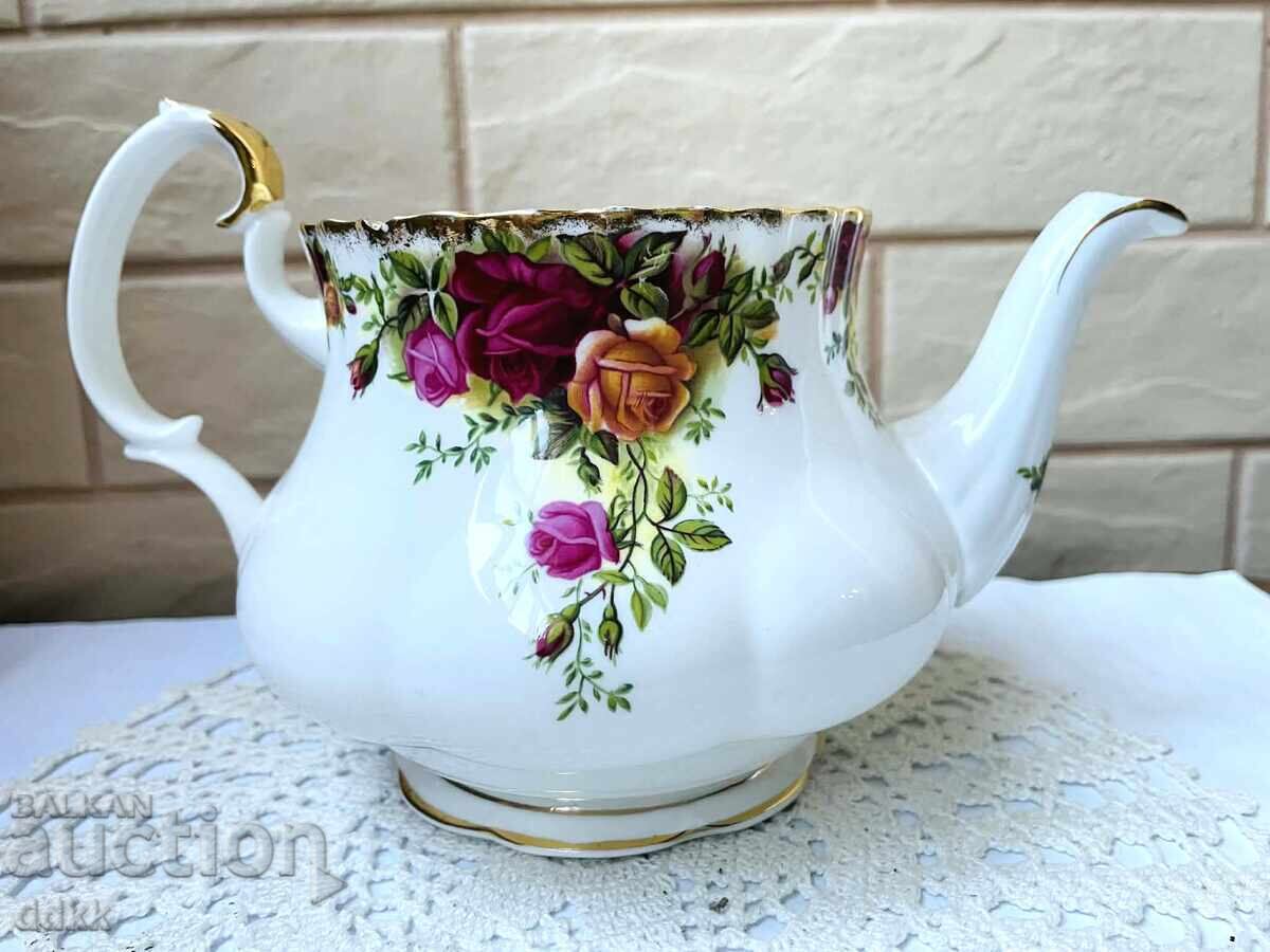 ROYAL ALBERT красив чайник от костен порцелан от Англия с цена € 31.00 | 60.63 лв.