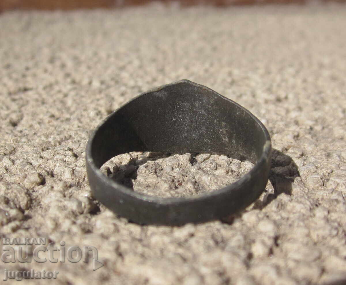 Доставка на автентичен Български Възрожденски пиринчен пръстен