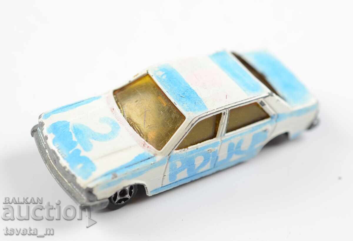 Cărucior metalic model de automobil Peugeot 305 SR Norev Fran Cărucior metalic model de automobil Peugeot 305 SR Norev Fran