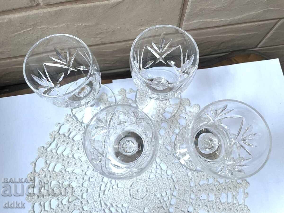 Beautiful crystal glasses from England in excellent condition, 4 pieces - 7