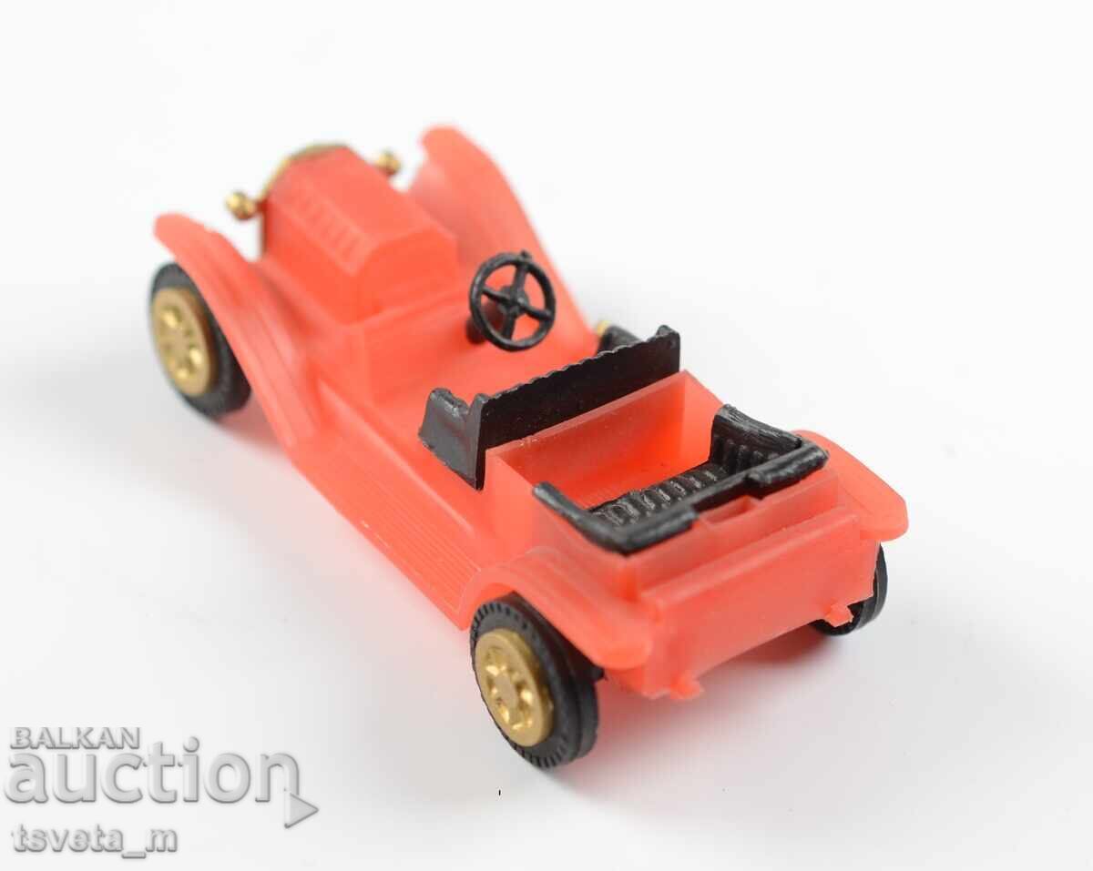 Licitație Cărucior din plastic model de mașină veche