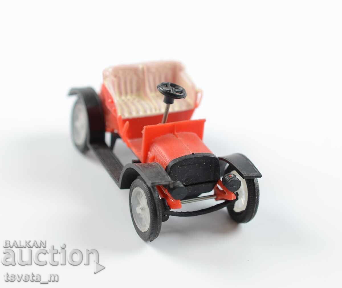 Livrarea Cărucior din plastic model de mașină veche