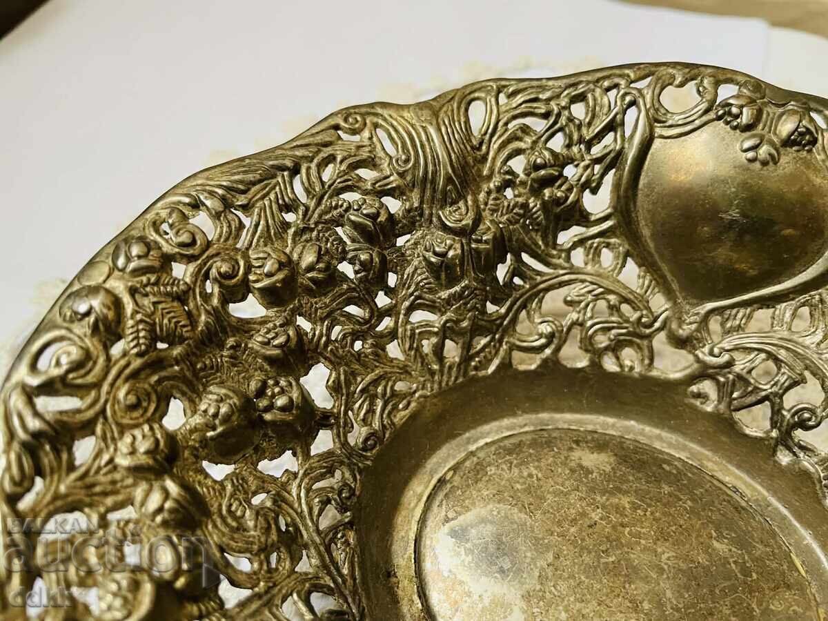 Frumoasă bombonieră argintată din Anglia - 5