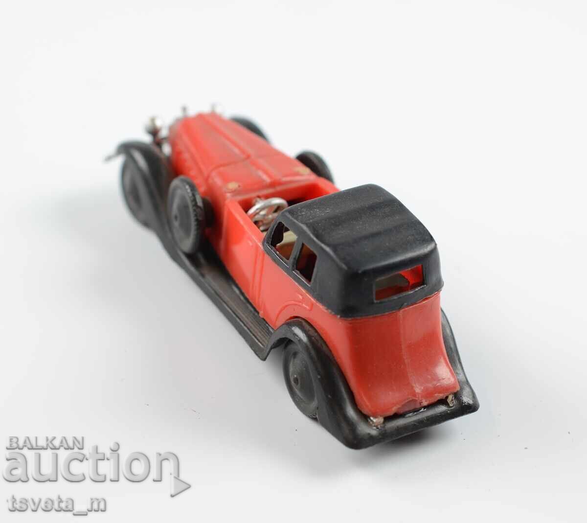 Δημοπρασία Πλαστικό μοντέλο παλαιού αυτοκινήτου Hispano Suiza 1934