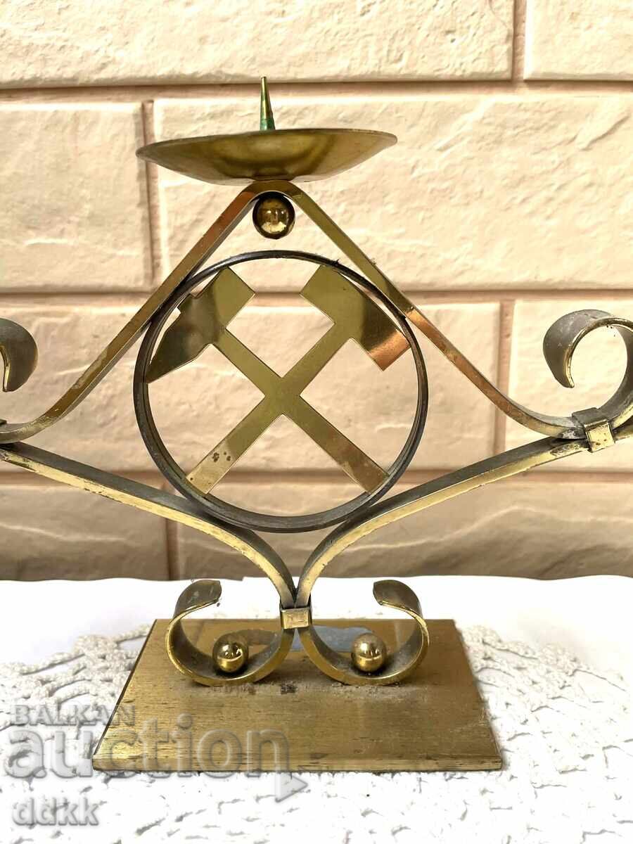 Frumos sfeșnic de alamă cu 3 brațe cu preț € 18.00 | 35.20 BGN