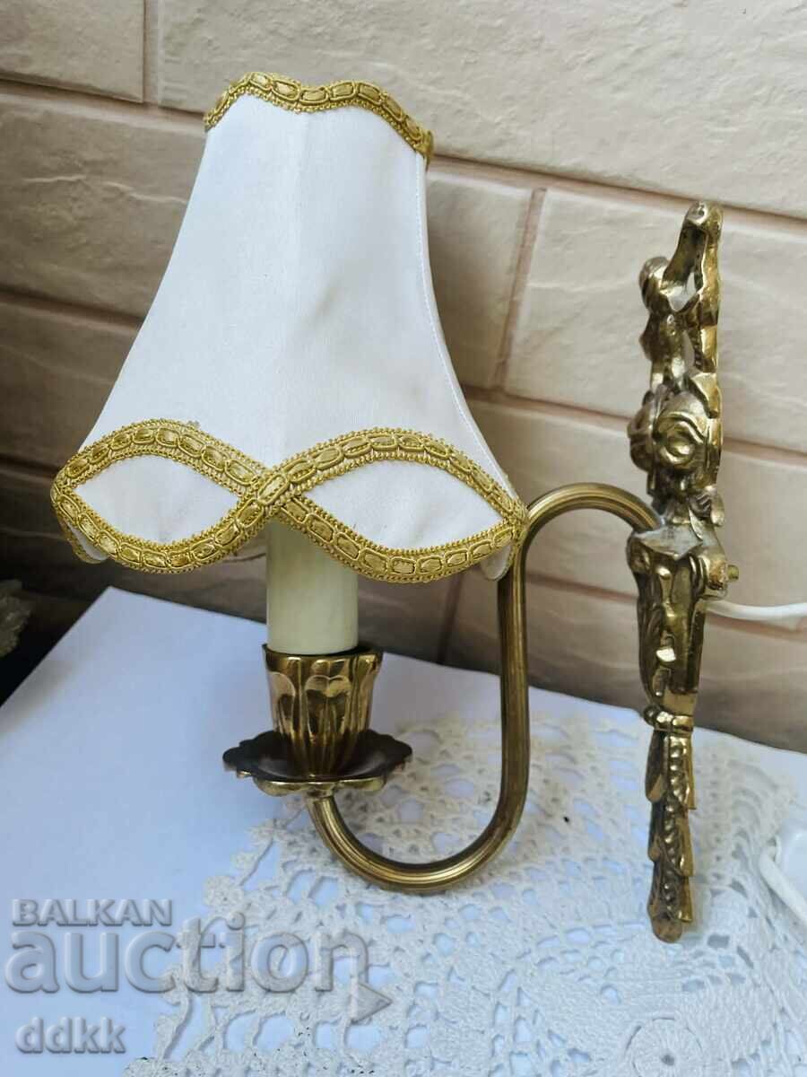 Lampă de perete din alamă frumoasă din Anglia Lampă de perete din alamă frumoasă din Anglia