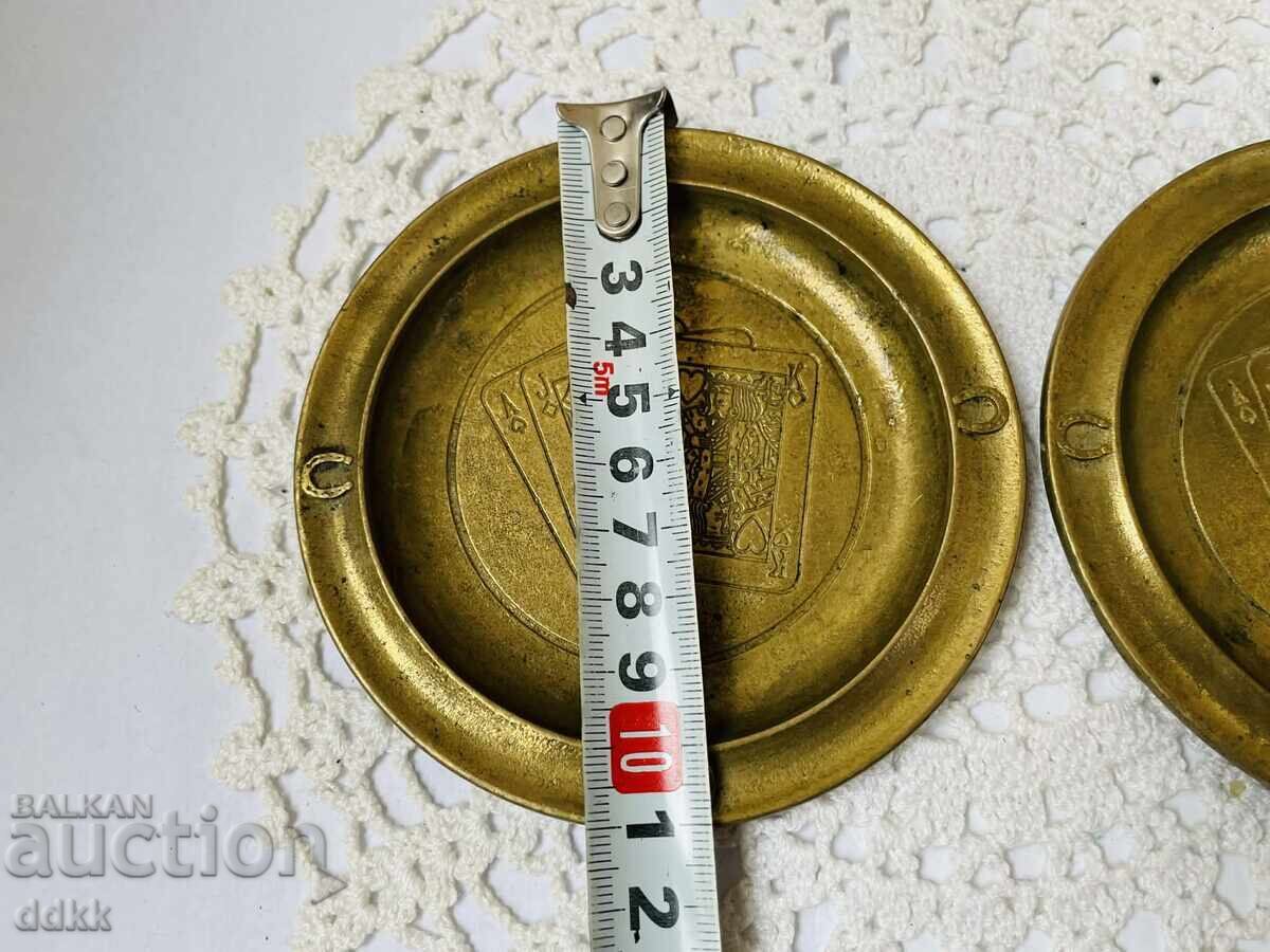 Παράδοση Όμορφες ορειχάλκινες πιατέλες με χάρτες από την Αγγλία, 2 τμχ,