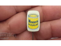 Advertising badge, Niverco, brand of nail polish