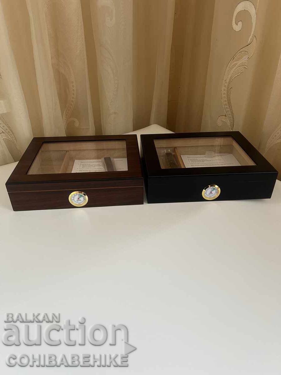 Луксозен хумидор за пури | Кедрово дърво | Хигрометър | 20 п