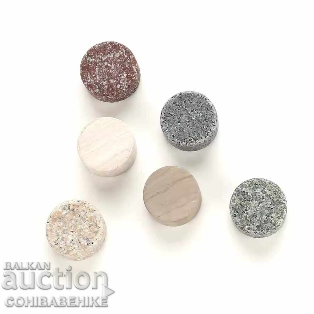 Licitație Set cadou pentru whisky – pahare, pietre, cutie