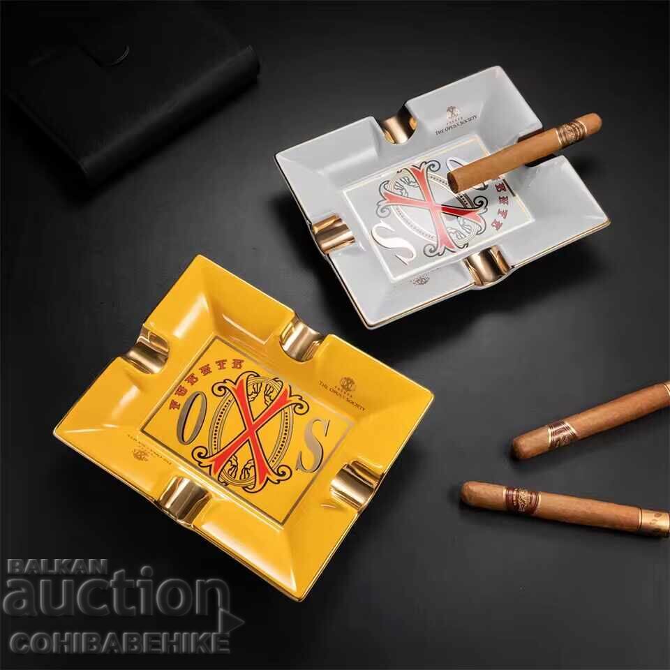 OpusX Society scrumieră pentru trabucuri – ceramică, 4 locuri, alb/galben