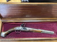 Πιστόλι με πυρίτιο