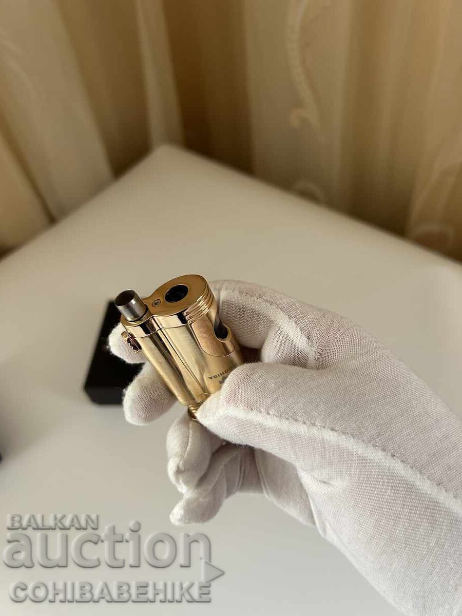 Licitație Brichetă pentru trabucuri Cohiba cu flacără dublă și punch Licitație Brichetă pentru trabucuri Cohiba cu flacără dublă și punch