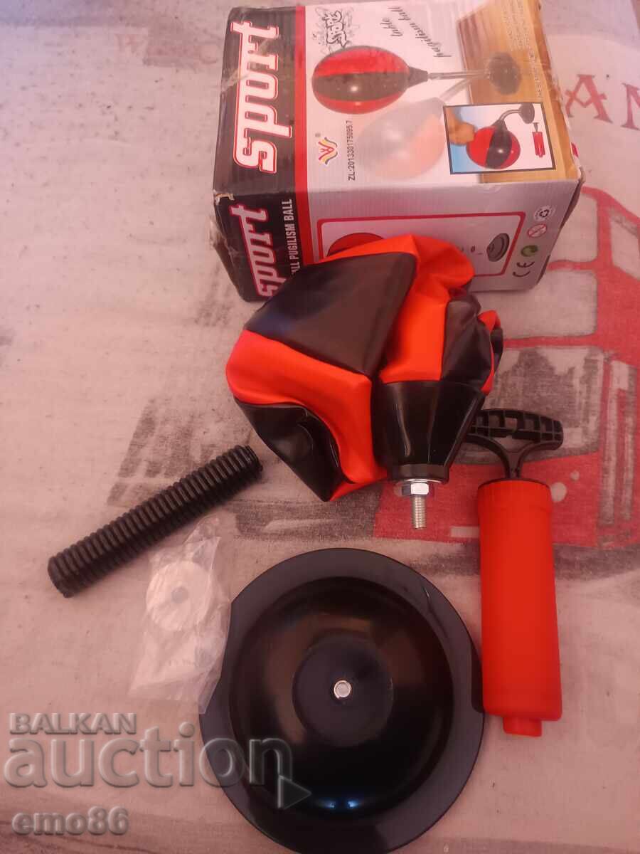 Mini boxing pear for desk with price € 2.00 | 3.91 BGN