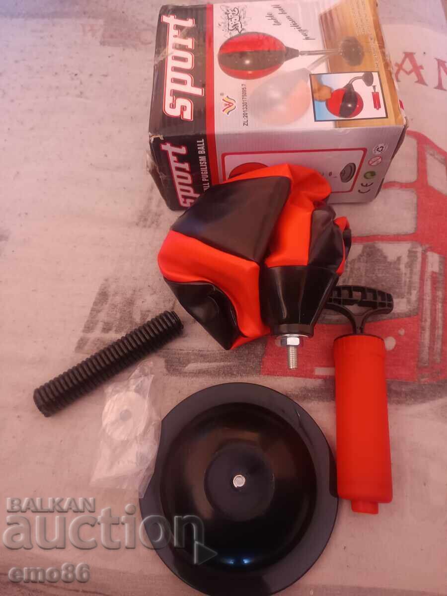 Mini sac de box pentru birou cu preț € 2.00 | 3.91 BGN